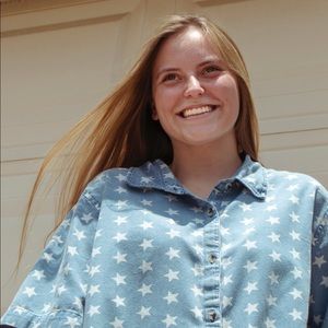 Collections Etc. 100% Cotton Button Up Shirt!